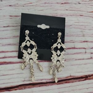 Rhinestone Chandolier Earrings NWOT